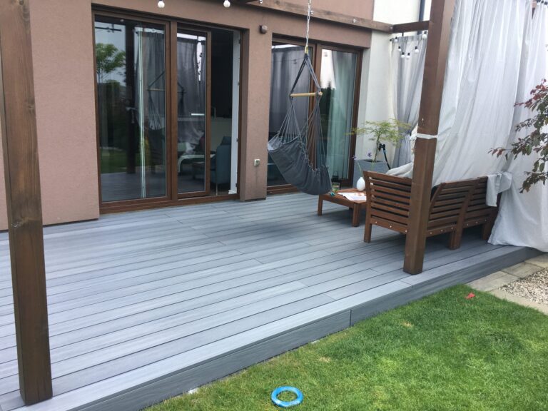 Renowacja tarasu drewnianego czy wymiana desek – co się opłaca?